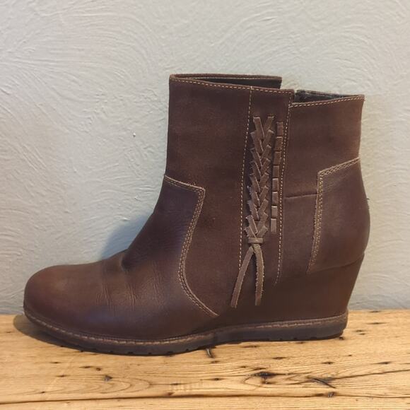 Earth Hilltopper Brown Leather & Suede Wedge Heel Bootie Women's Size 11B - Picture 6 of 12